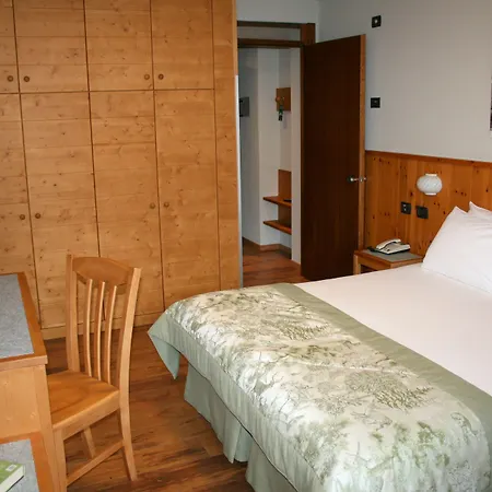 Larice Bianco Hotel