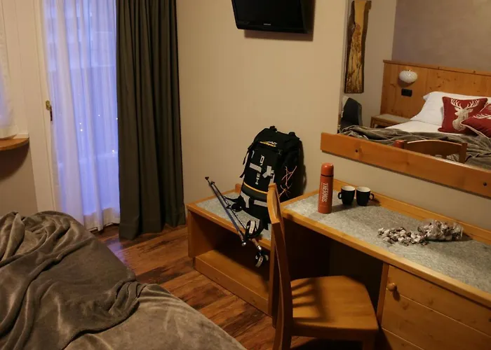 Hotel Larice Bianco 3*