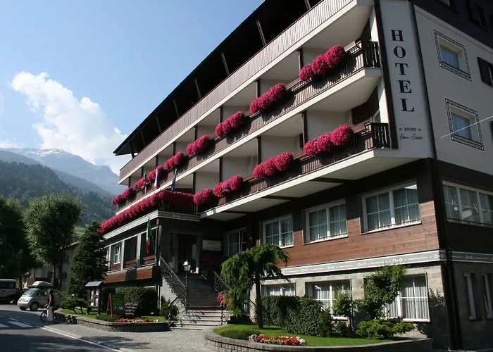 Larice Bianco Hotel