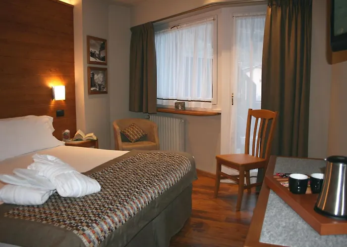 Hotel Larice Bianco 3*