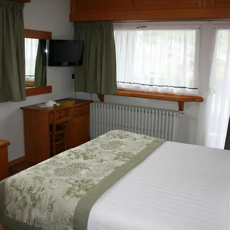 Larice Bianco 3* Μπόρμιο